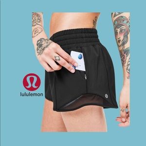 Lululemon Black Hotty Hot Short Size 2
